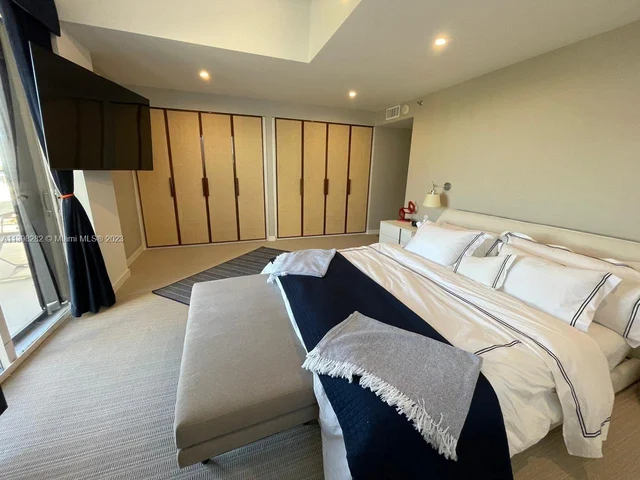 201 Crandon Blvd # 1002, Key Biscayne FL 33149