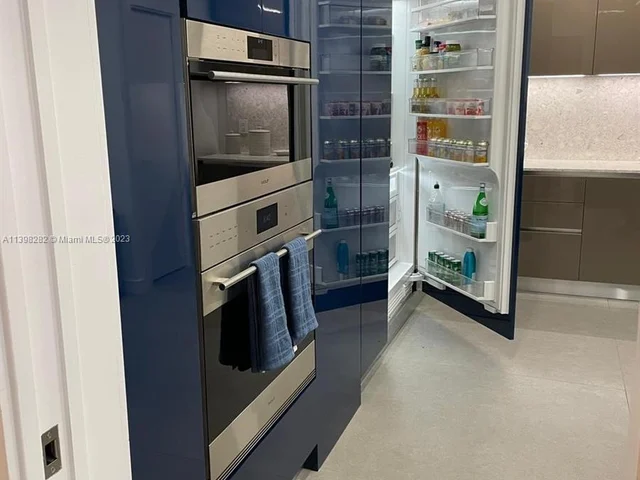 201 Crandon Blvd # 1002, Key Biscayne FL 33149