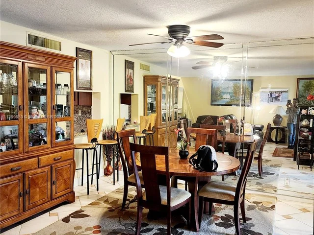 6511 Racquet Club Dr # 46, Lauderhill FL 33319