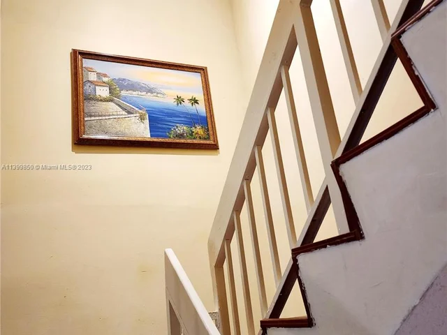 6511 Racquet Club Dr # 46, Lauderhill FL 33319