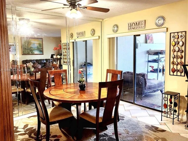 6511 Racquet Club Dr # 46, Lauderhill FL 33319