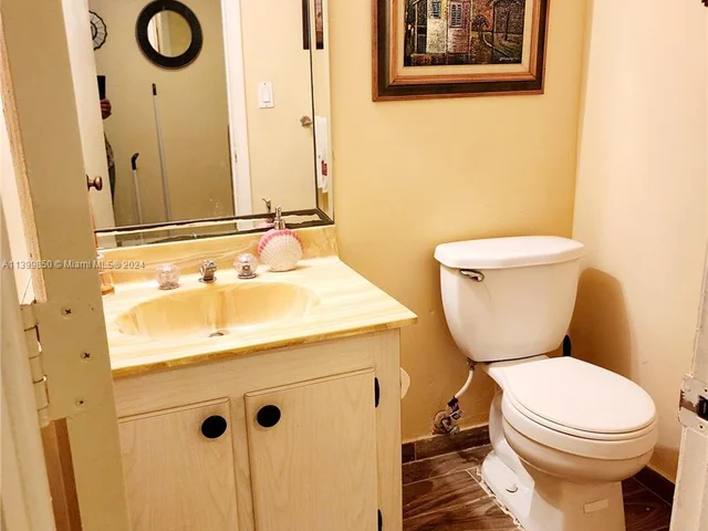 6511 Racquet Club Dr # 46, Lauderhill FL 33319