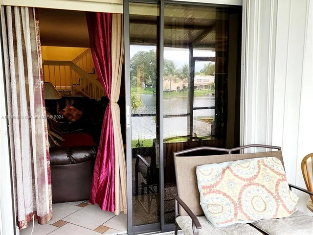 6511 Racquet Club Dr # 46, Lauderhill FL 33319