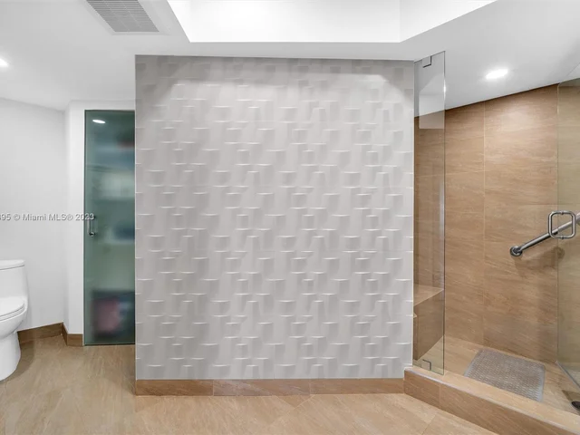 21055 Yacht Club Dr # 3103, Aventura FL 33180