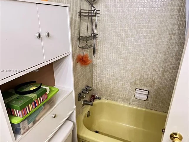 200 Diplomat Pkwy # 234, Hallandale Beach FL 33009