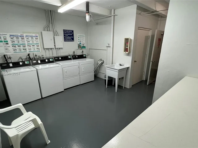 200 Diplomat Pkwy # 234, Hallandale Beach FL 33009