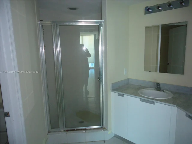 1881 79th St Cswy # 703, North Bay Village FL 33141