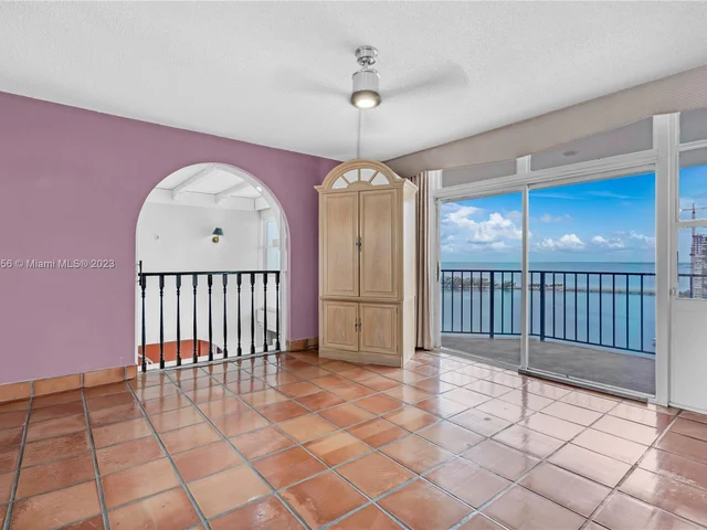 1865 Brickell Ave, Miami FL 33129