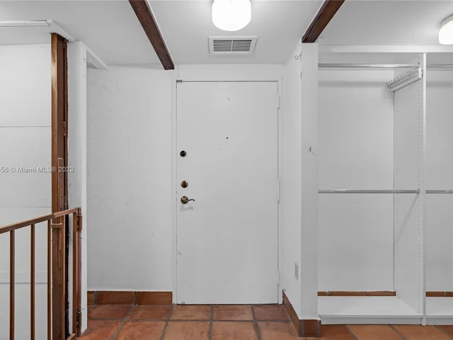 1865 Brickell Ave, Miami FL 33129