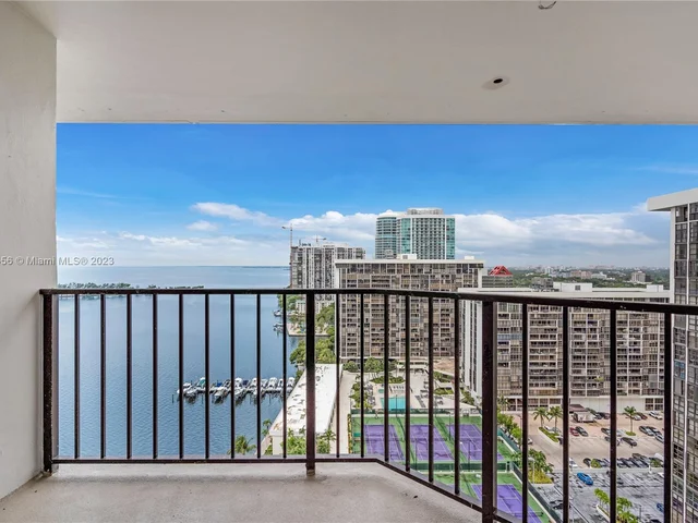 1865 Brickell Ave, Miami FL 33129