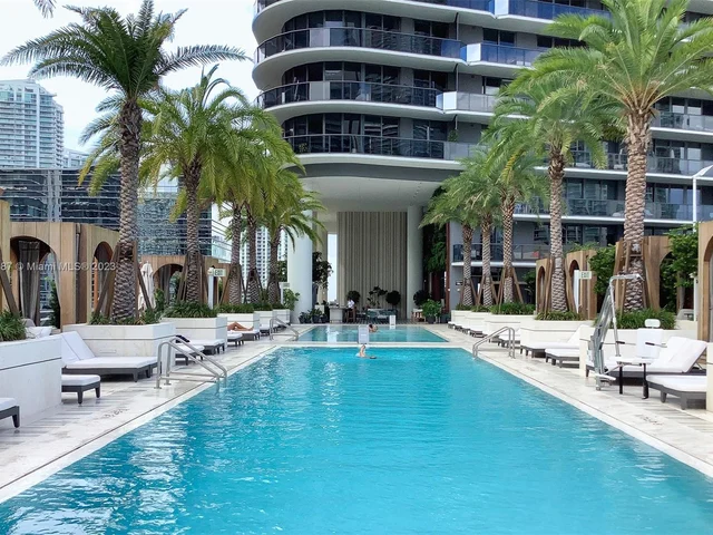 801 S Miami Ave # 1702, Miami FL 33130