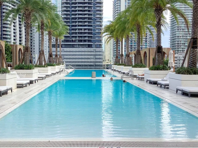 801 S Miami Ave # 1702, Miami FL 33130