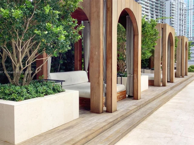 801 S Miami Ave # 1702, Miami FL 33130