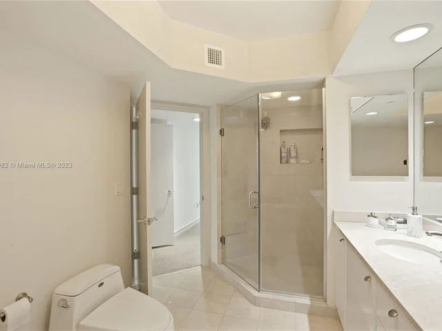 16500 Collins Ave # 1652, Sunny Isles Beach FL 33160