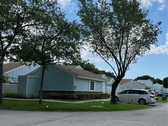 13719 SW 147th Cir Ln # 1, Miami FL 33186