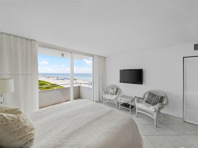 465 Ocean Dr # 918, Miami Beach FL 33139