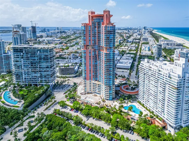 300 S Pointe Dr # 2102, Miami Beach FL 33139