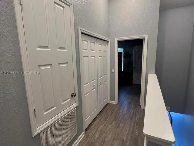 2575 Maneshaw Lane # 2575, Kissimmee FL 34747