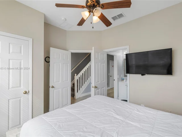 2575 Maneshaw Lane # 2575, Kissimmee FL 34747