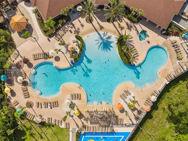 2575 Maneshaw Lane # 2575, Kissimmee FL 34747