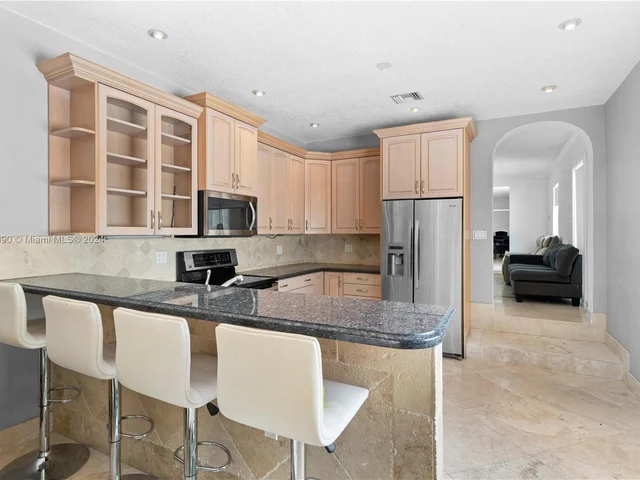 1351 Harrison St, Hollywood FL 33019