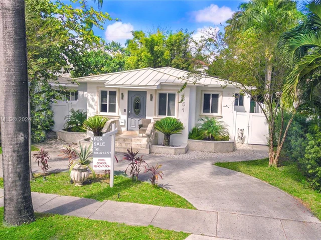 1351 Harrison St, Hollywood FL 33019