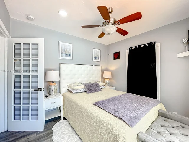 2534 Wilson St, Hollywood FL 33020