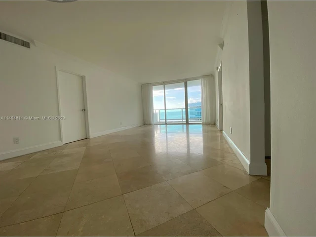 5151 Collins Ave # 1626, Miami Beach FL 33140