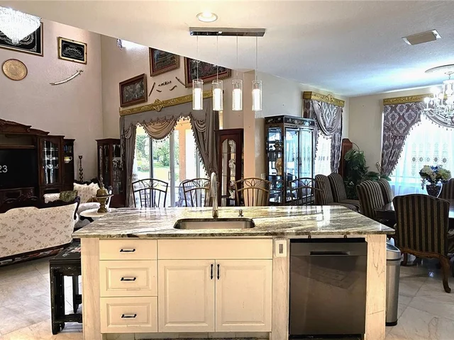 110 Ibisca Ter, Royal Palm Beach FL 33411