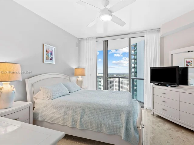 333 Las Olas Way # 3005, Fort Lauderdale FL 33301