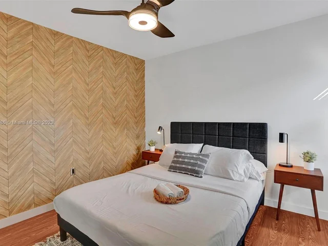 6529 SW 39th Ter, Miami FL 33155