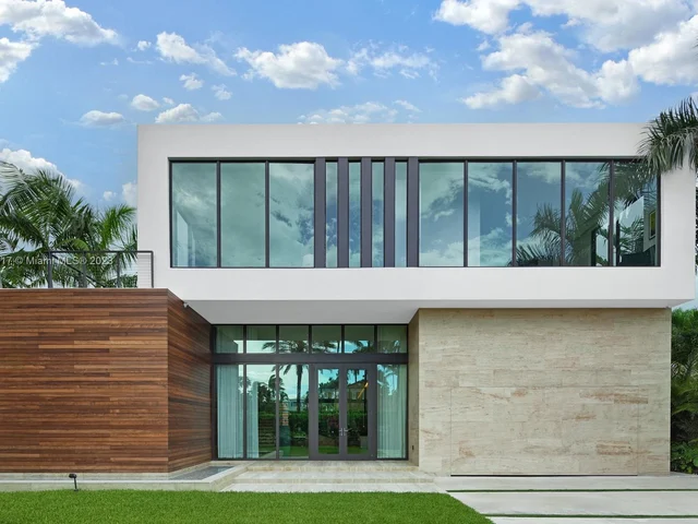 250 Ocean Blvd, Golden Beach FL 33160