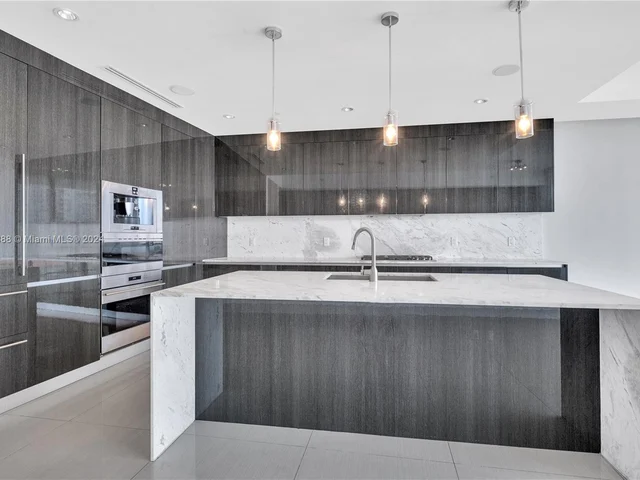 3300 NE 188 street # 611, Aventura FL 33180