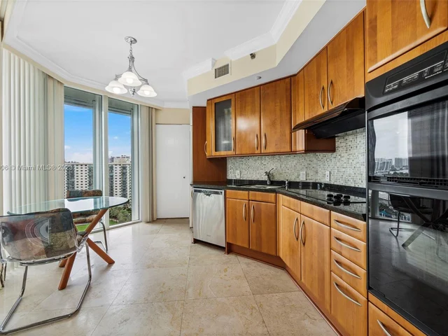 19333 Collins Ave # 1603, Sunny Isles Beach FL 33160
