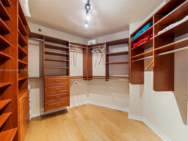 19333 Collins Ave # 1603, Sunny Isles Beach FL 33160