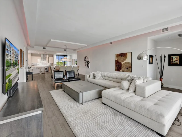 20 Isle Of Venice Dr # 402, Fort Lauderdale FL 33301