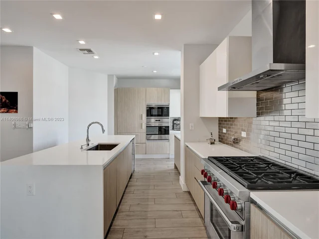 20 Isle Of Venice Dr # 402, Fort Lauderdale FL 33301