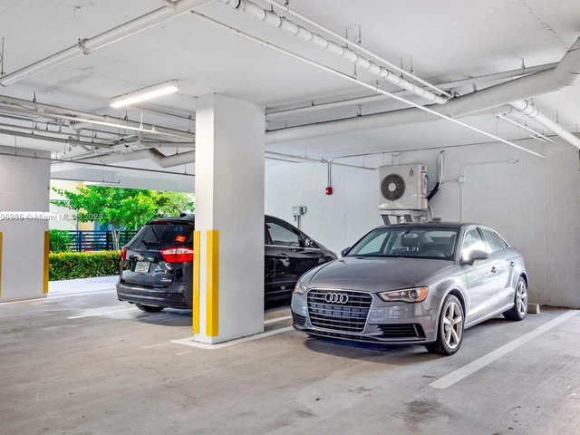 20 Isle Of Venice Dr # 402, Fort Lauderdale FL 33301