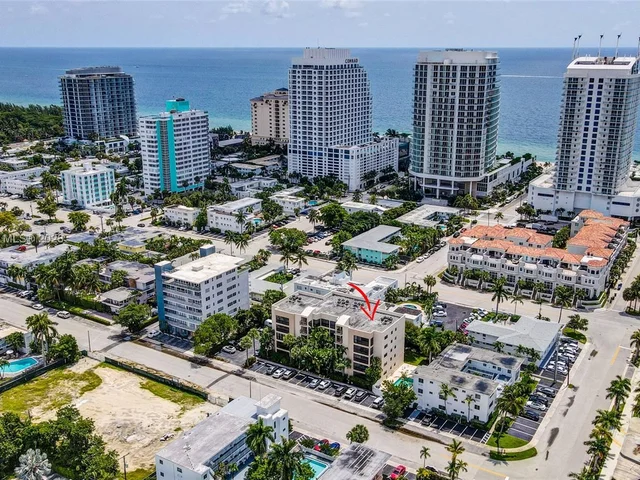 520 Orton Ave # 504, Fort Lauderdale FL 33304
