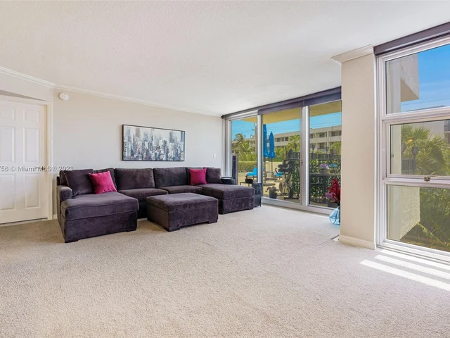 525 N Ocean Blvd # 424, Pompano Beach FL 33062