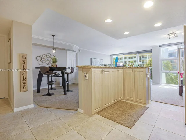 525 N Ocean Blvd # 424, Pompano Beach FL 33062