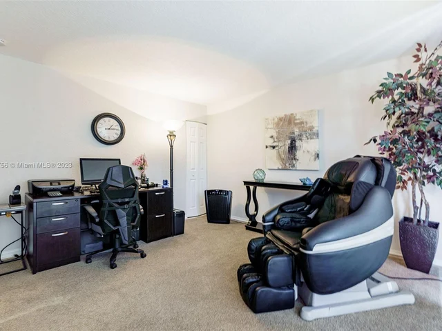 525 N Ocean Blvd # 424, Pompano Beach FL 33062