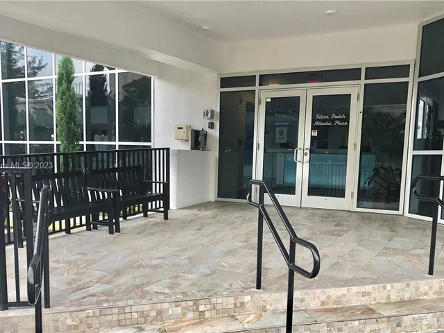 525 N Ocean Blvd # 424, Pompano Beach FL 33062