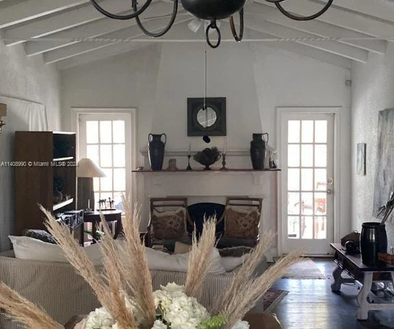 652 NE 77th St # 1, Miami FL 33138