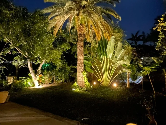 652 NE 77th St # 1, Miami FL 33138