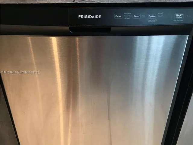 4174 Inverrary Dr # 1015, Lauderhill FL 33319