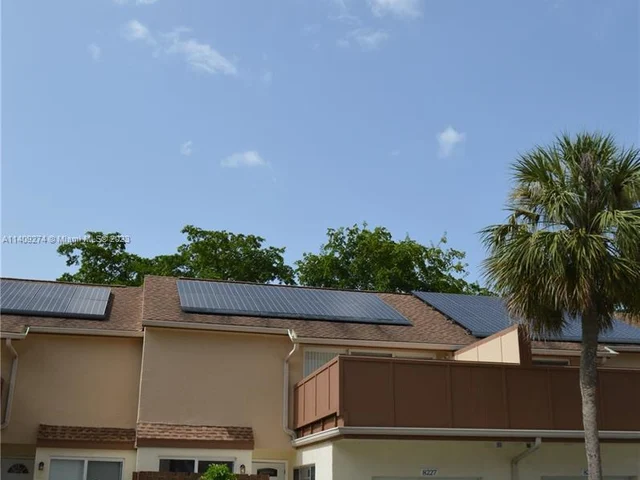 8227 NW 8th Pl # 5, Plantation FL 33324