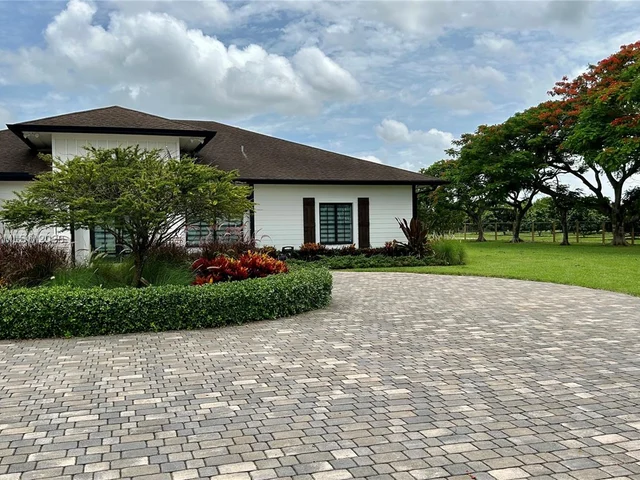 17290 SW 276th St, Homestead FL 33031