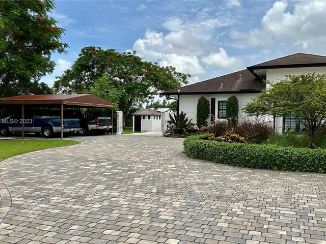 17290 SW 276th St, Homestead FL 33031