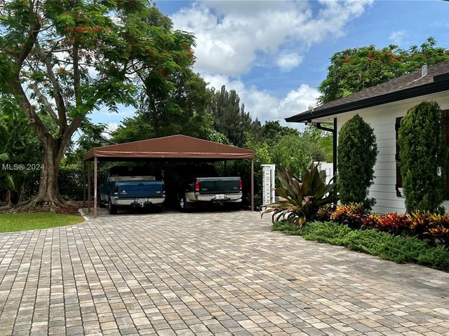 17290 SW 276th St, Homestead FL 33031